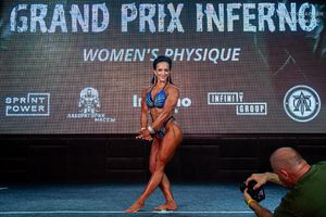 WOMEN`S PHYSIQUE